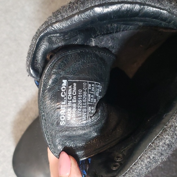 Sorel Black and Gray Lace Up Wedge Boots - Picture 8 of 9